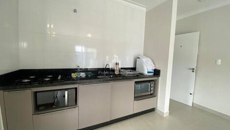 ¡Apartamento en planta baja para 09 personas a 90 metros de la playa!