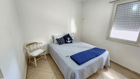 Pitangueiras 3 bedrooms, large balcony, very beautiful, on the corner of the beach
