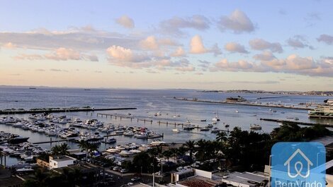 Dúplex de alto lujo en Cloc Marina con impresionantes vistas al mar