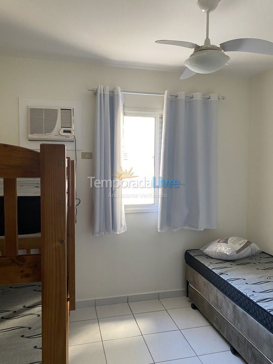 Apartment for vacation rental in Guarujá (Praia do Tombo)