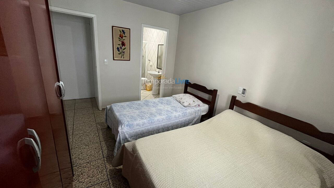 Casa para alquiler de vacaciones em Balneário Camboriú (Praia Central)