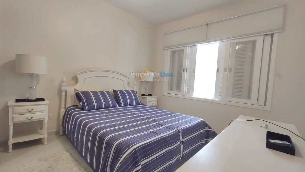 Casa para alquiler de vacaciones em São Sebastião (Praia da Baleia)