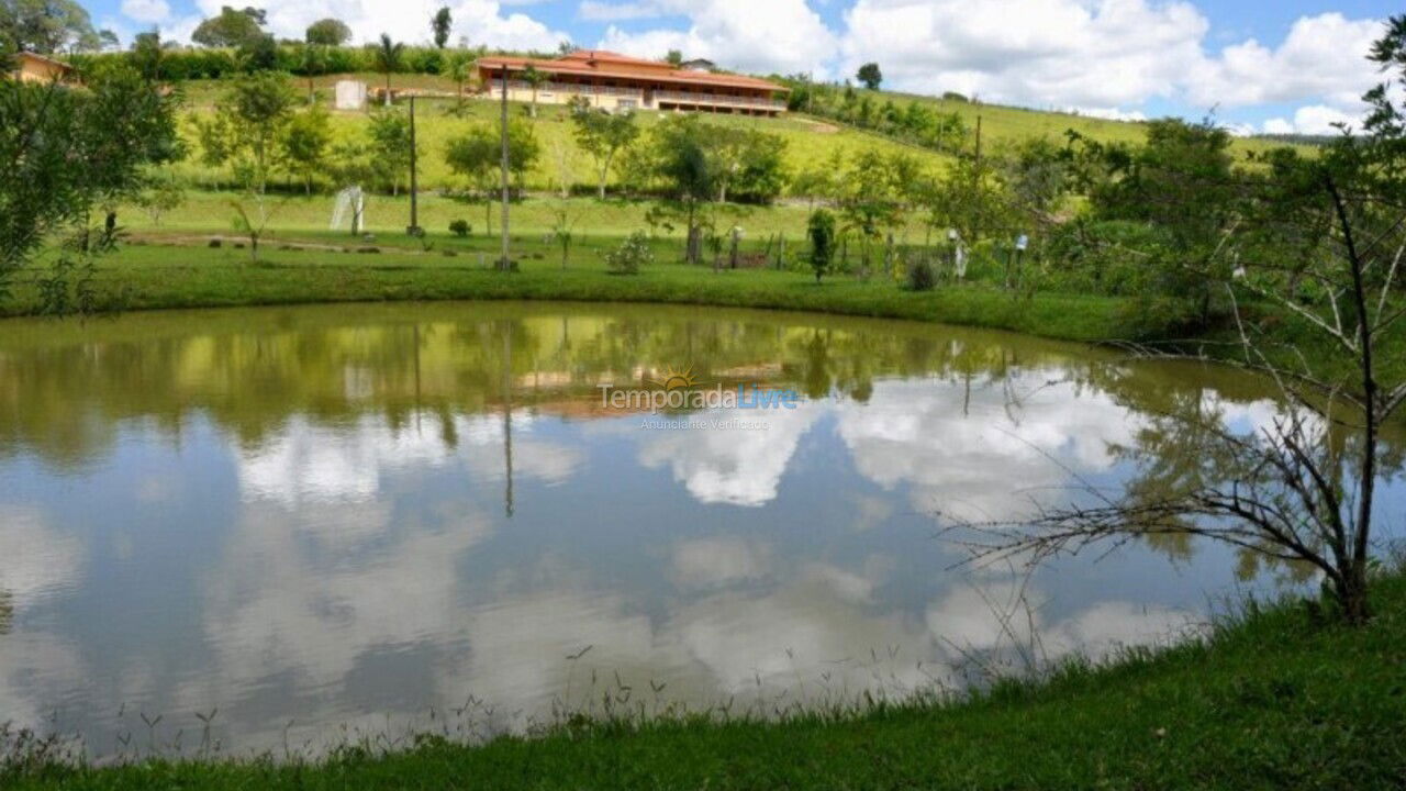 Casa para alquiler de vacaciones em Bragança Paulista (Arara dos Pereiras)