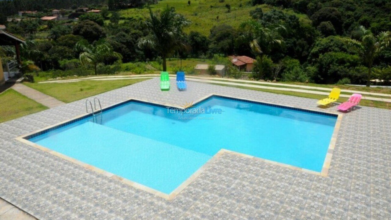 House for vacation rental in Bragança Paulista (Arara dos Pereiras)