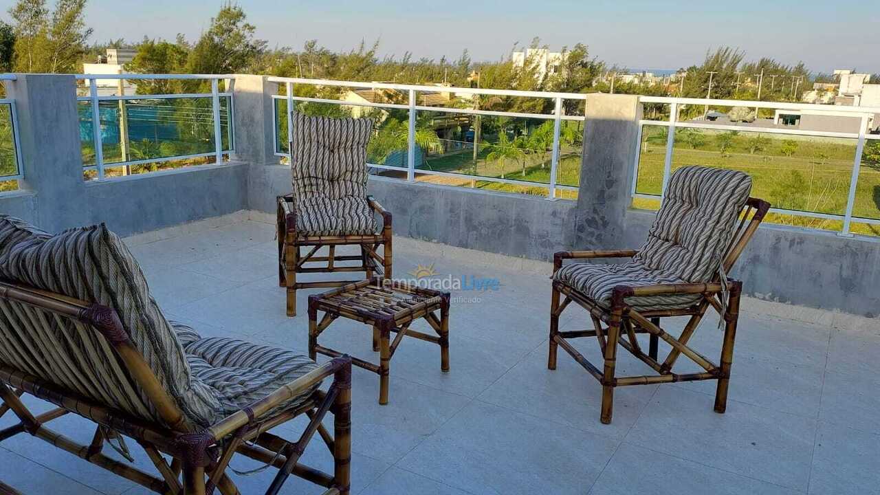 Casa para alquiler de vacaciones em Balneário Gaivota (Praia Lagoa Cortada)