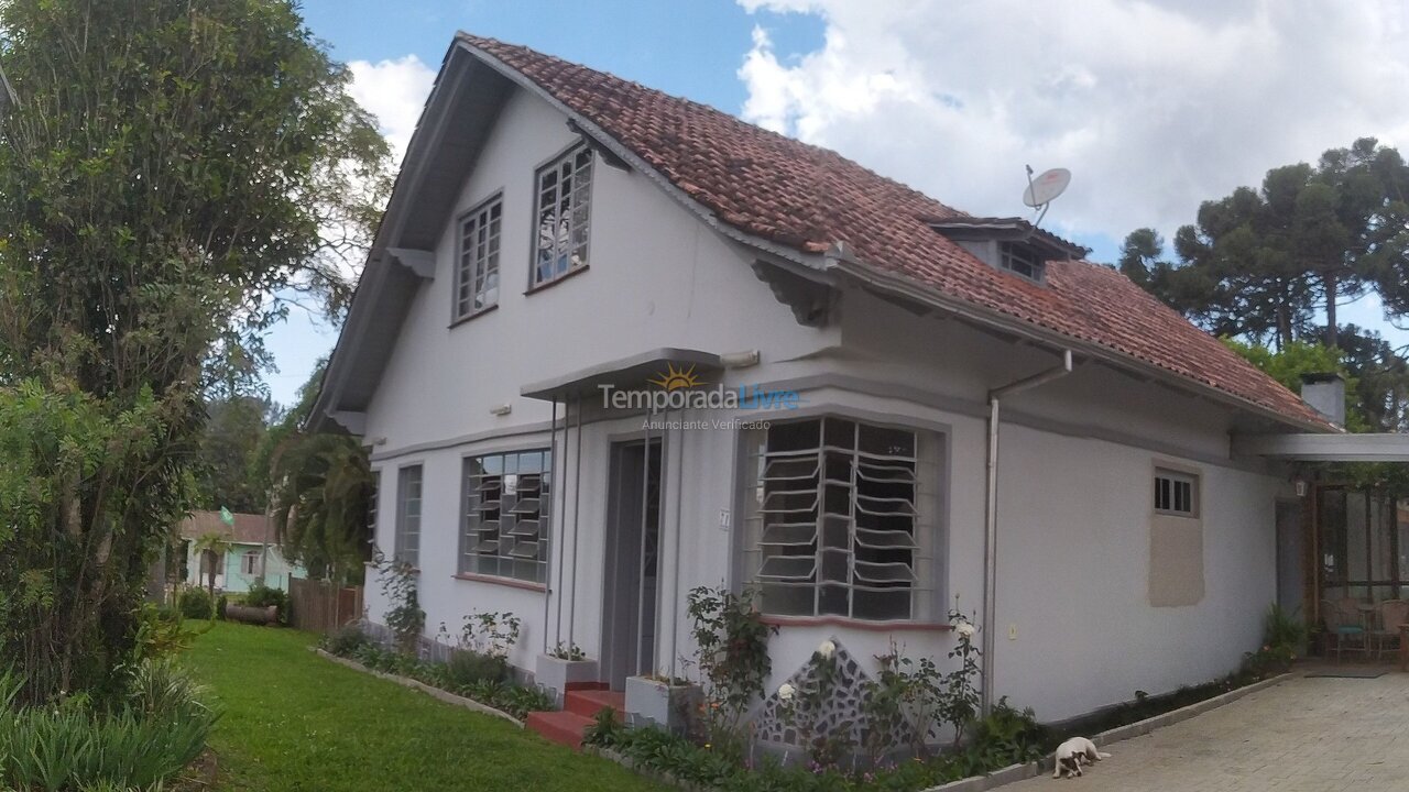 🏠 House for rent in Campo Alegre for vacation Bateias de Baixo Back