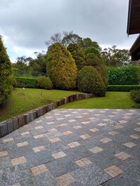 Beautiful house with fireplace in Campos do Jordão