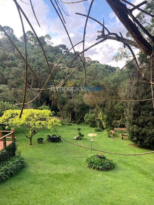 Casa para alquiler de vacaciones em Campos do Jordão (Pedra do Fogo)