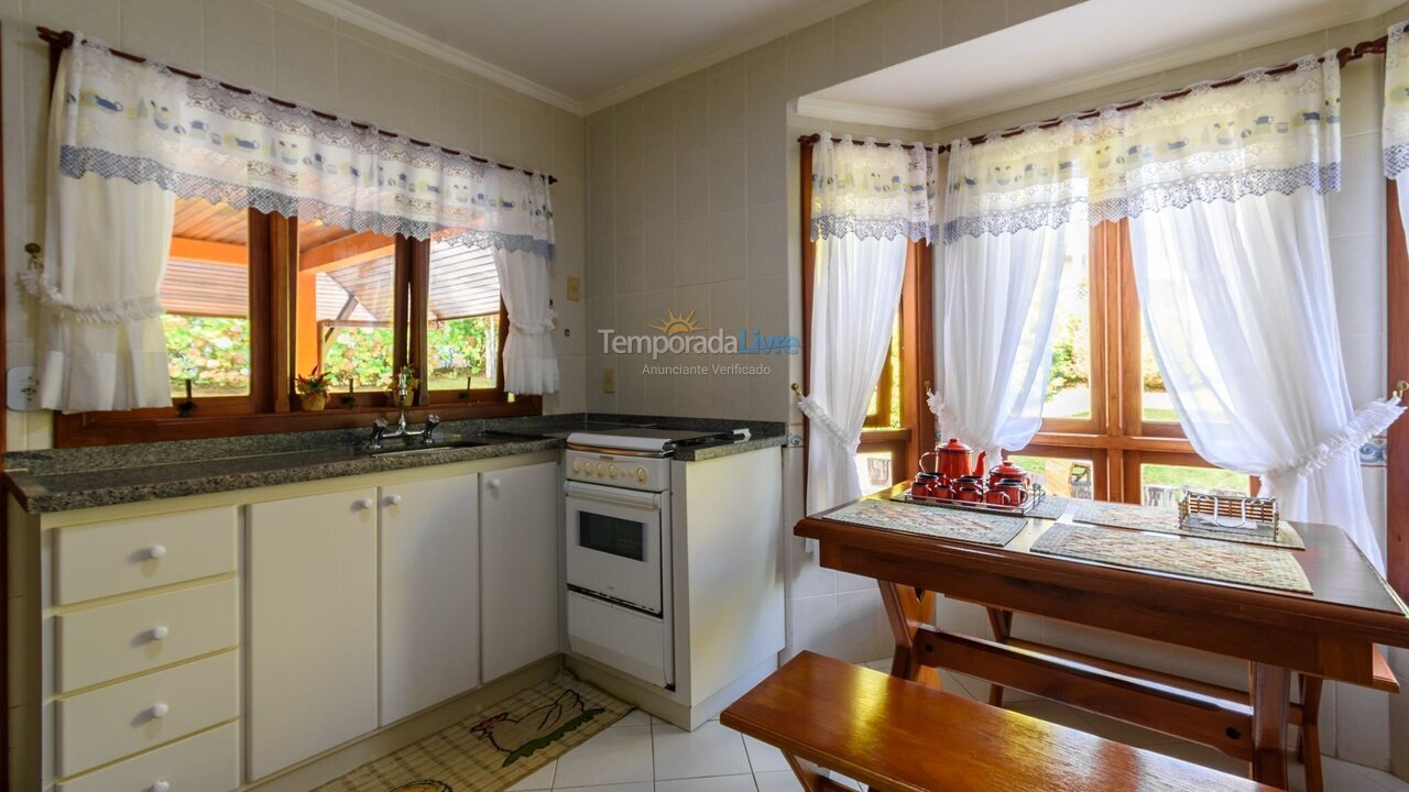 House for vacation rental in Campos do Jordão (Sp Campos do Jordão)