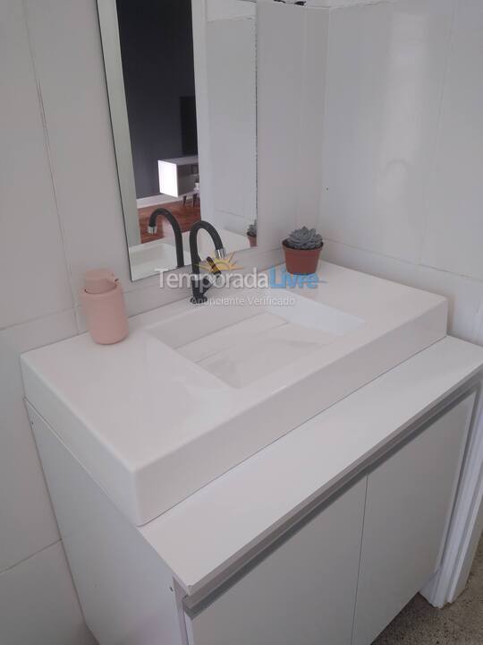 Apartment for vacation rental in Guarujá (Enseada)
