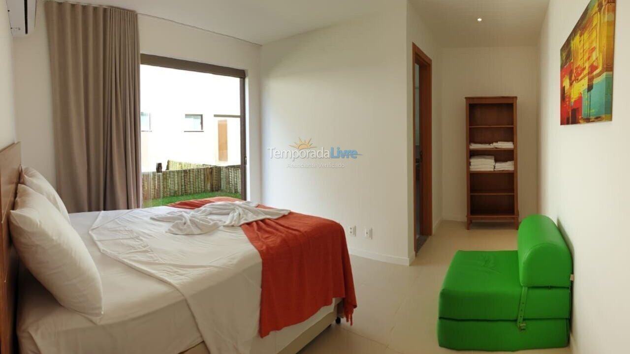 Apartamento para aluguel de temporada em Mata de São João (Residencial Ykutiba Imbassai)