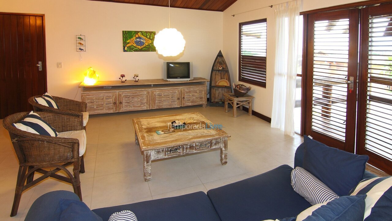 Apartamento para aluguel de temporada em Mata de São João (Imbassaí)