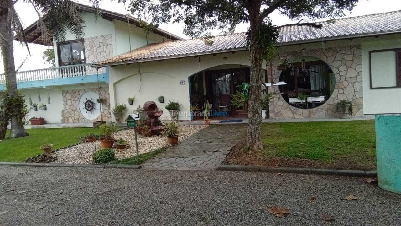 House for vacation rental in São Francisco do Sul (Praia de Capri)