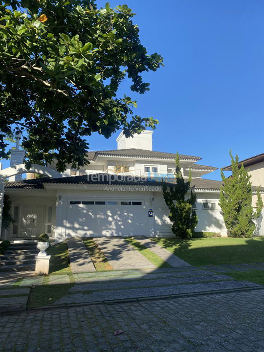 Casa para aluguel de temporada em Florianopolis (Jurerê Internacional)