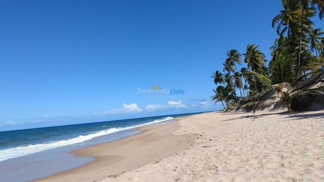 Apartamento para aluguel de temporada em Mata de São João (Praia do Forte)