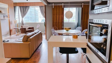 Apartamento reformado para aluguel de temporada em Ipanema