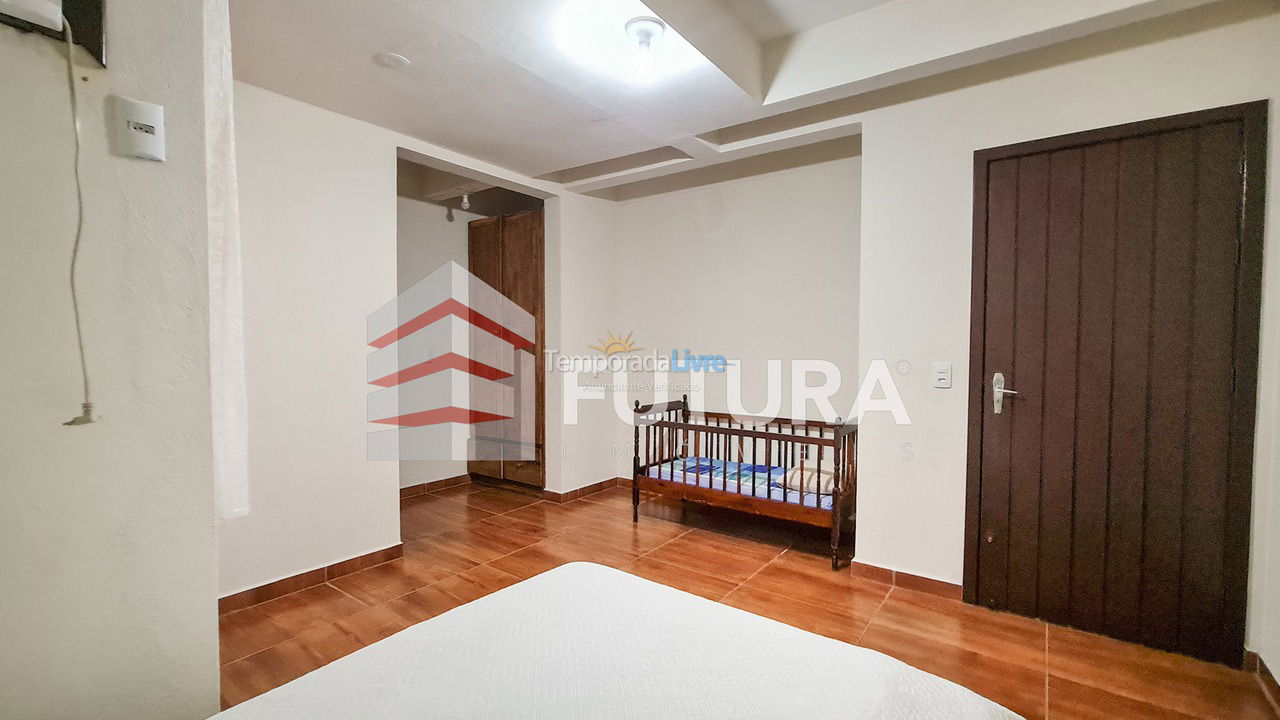 Apartamento para aluguel de temporada em Bombinhas (Canto Grande)