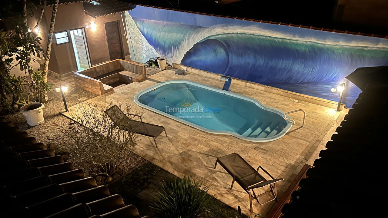 Casa para aluguel de temporada em Ubatuba (Praia de Itamambuca)