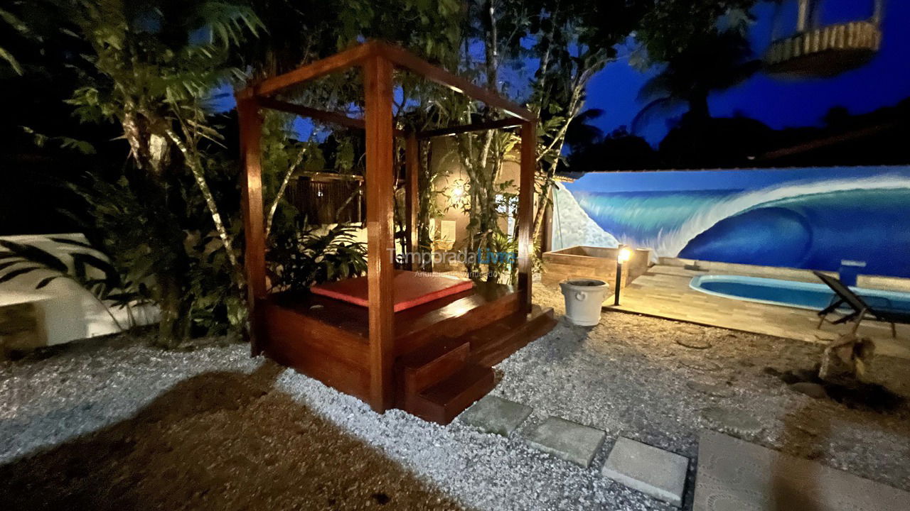 Casa para aluguel de temporada em Ubatuba (Praia de Itamambuca)