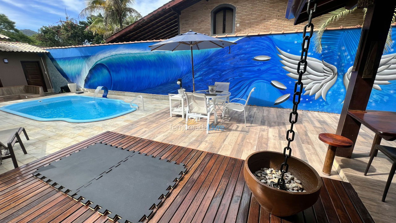 Casa para aluguel de temporada em Ubatuba (Praia de Itamambuca)