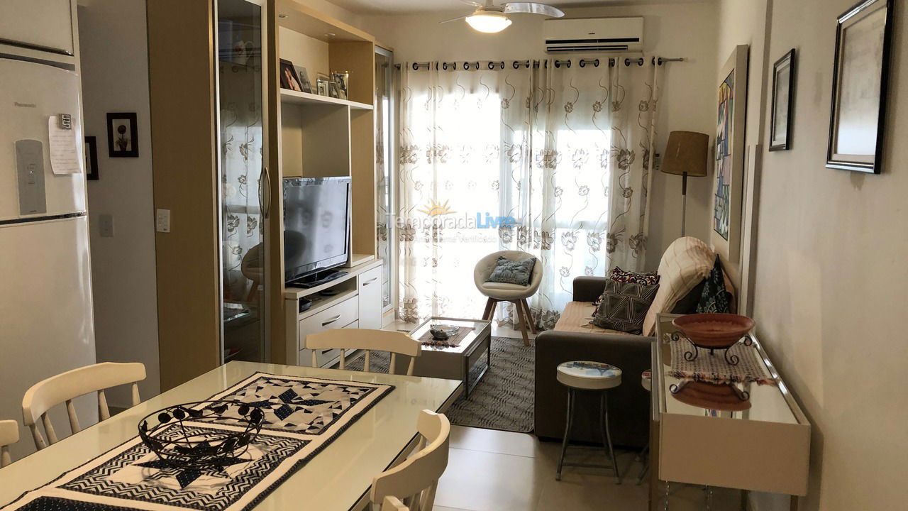 Apartamento para aluguel de temporada em Florianopolis (Praia dos Ingleses)