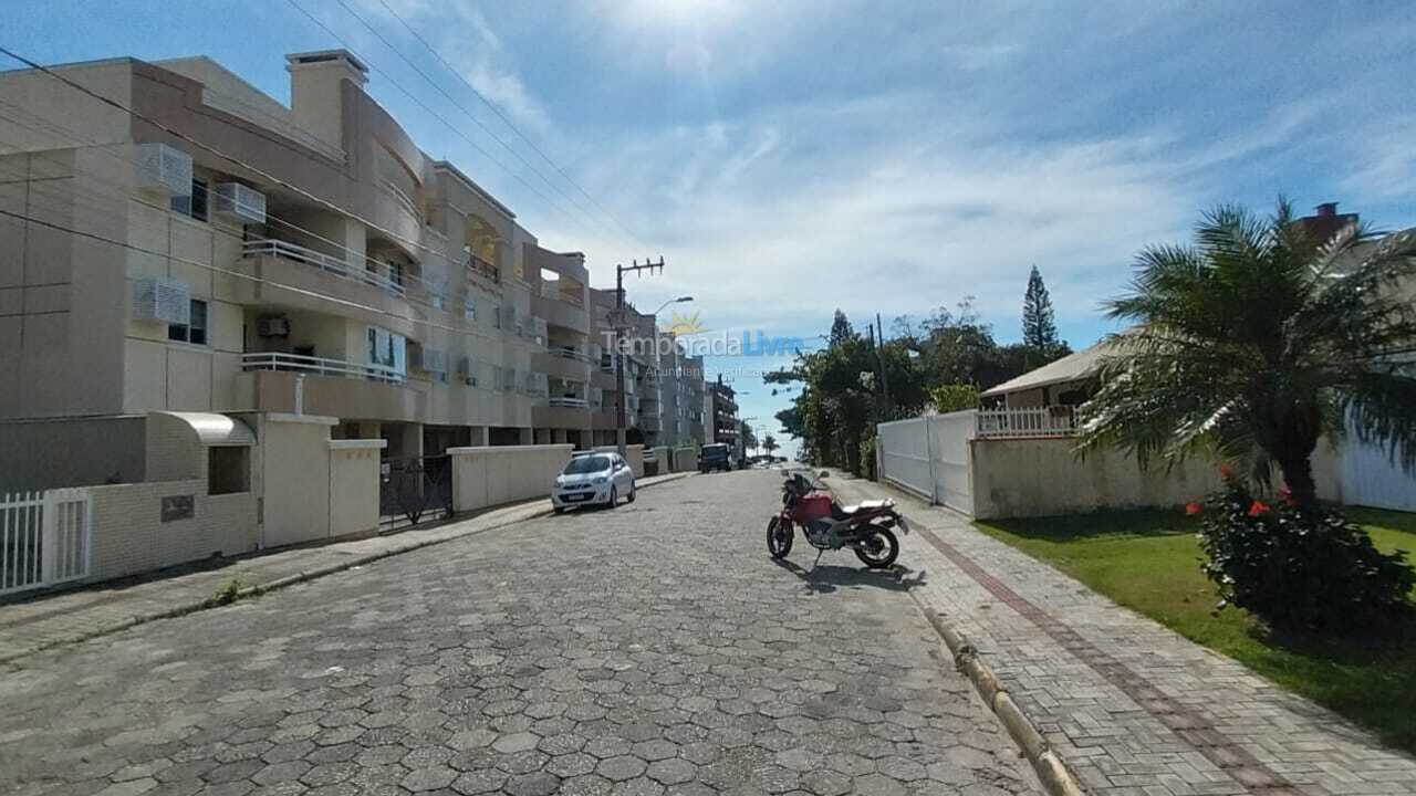 Casa para alquiler de vacaciones em Bombinhas (Praia de Bombas)