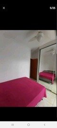 Boqueirão, Wi-Fi and air conditioning, 1 bedroom with elevator, sleeps 6, covered parking space.