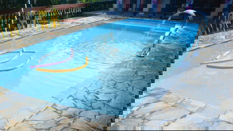 Chácara c/Piscina Climatizada próx.Centro de Mairiporã