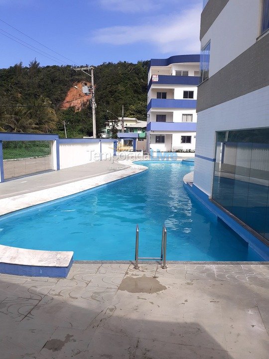 Apartamento para alquiler de vacaciones em Piúma (Monte Agha)