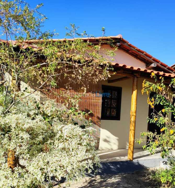 Casa para aluguel de temporada em Serro (São Gonçalo do Rio das Pedras)