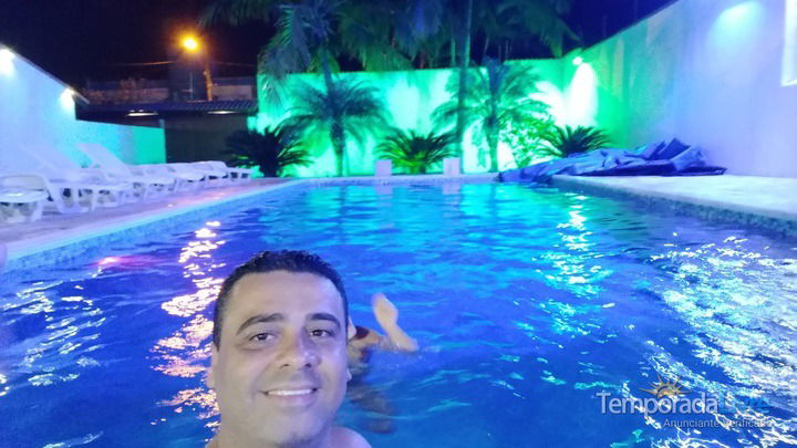 🏠 Casa para alugar em Itanhaém para temporada - Jd Grandesp - Casa com  piscina aquecida,2 Spa hidro massagem, sauna, salão de jogos #52596 -  Temporada Livre