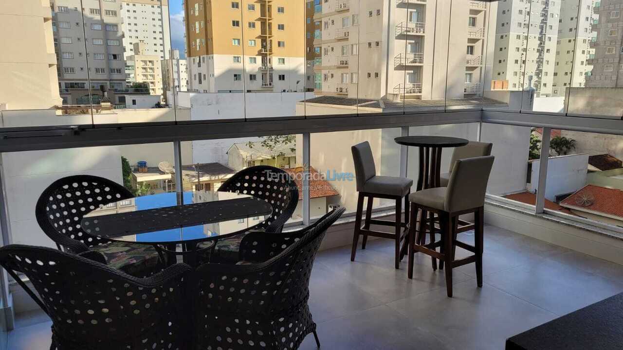 Apartamento para aluguel de temporada em Itapema (Meia Praia)