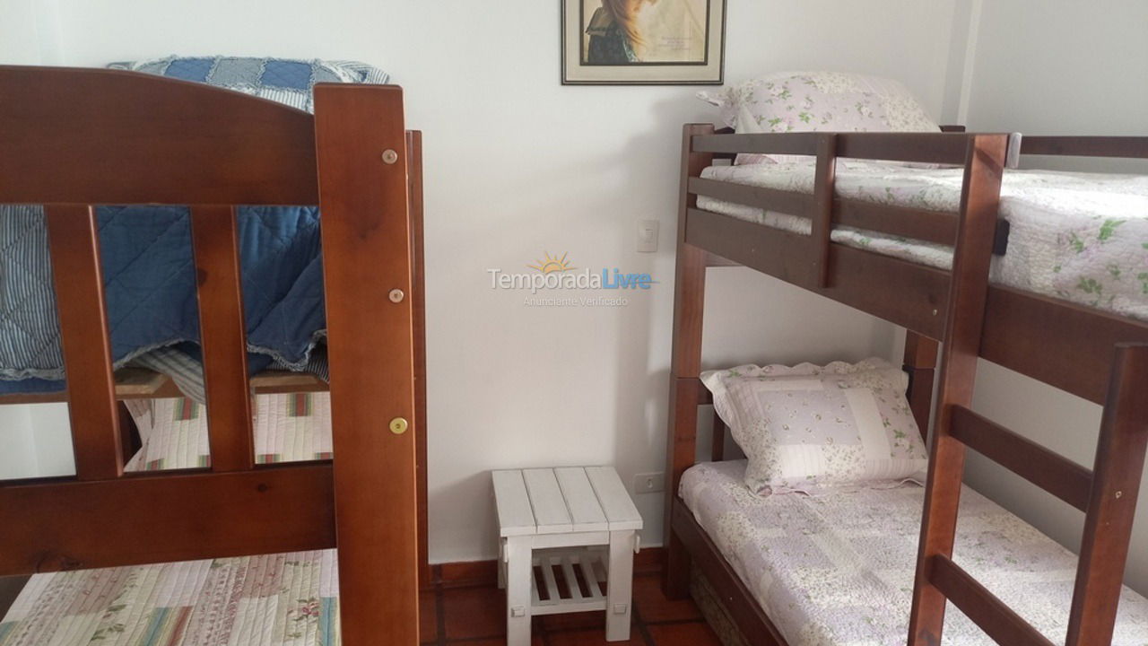 Apartamento para aluguel de temporada em Guarujá (Enseada)