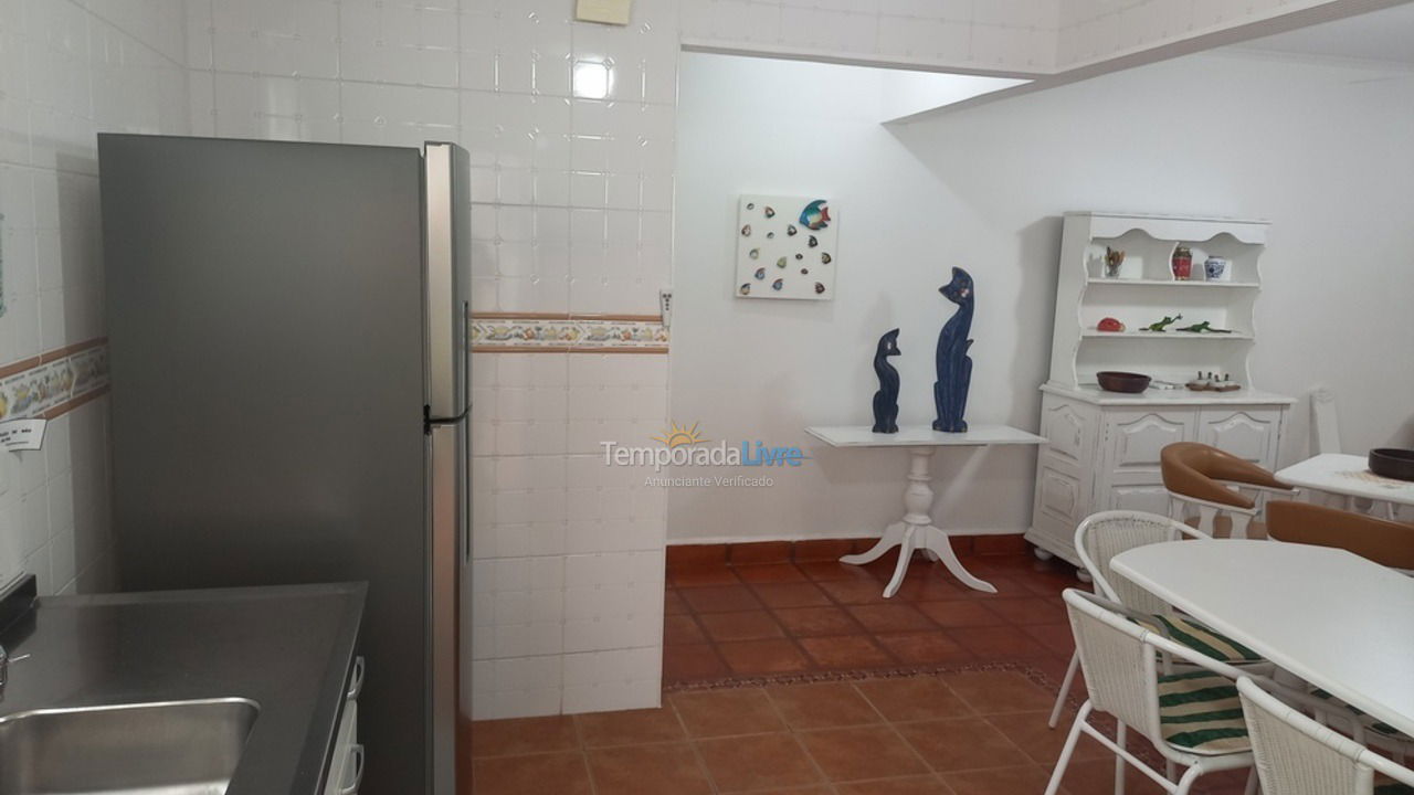 Apartamento para aluguel de temporada em Guarujá (Enseada)