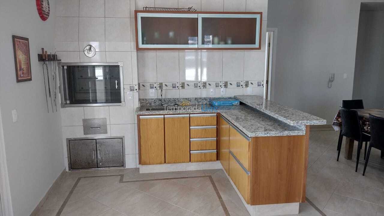 Apartamento para alquiler de vacaciones em Barra Velha (Praia do Tabuleiro)