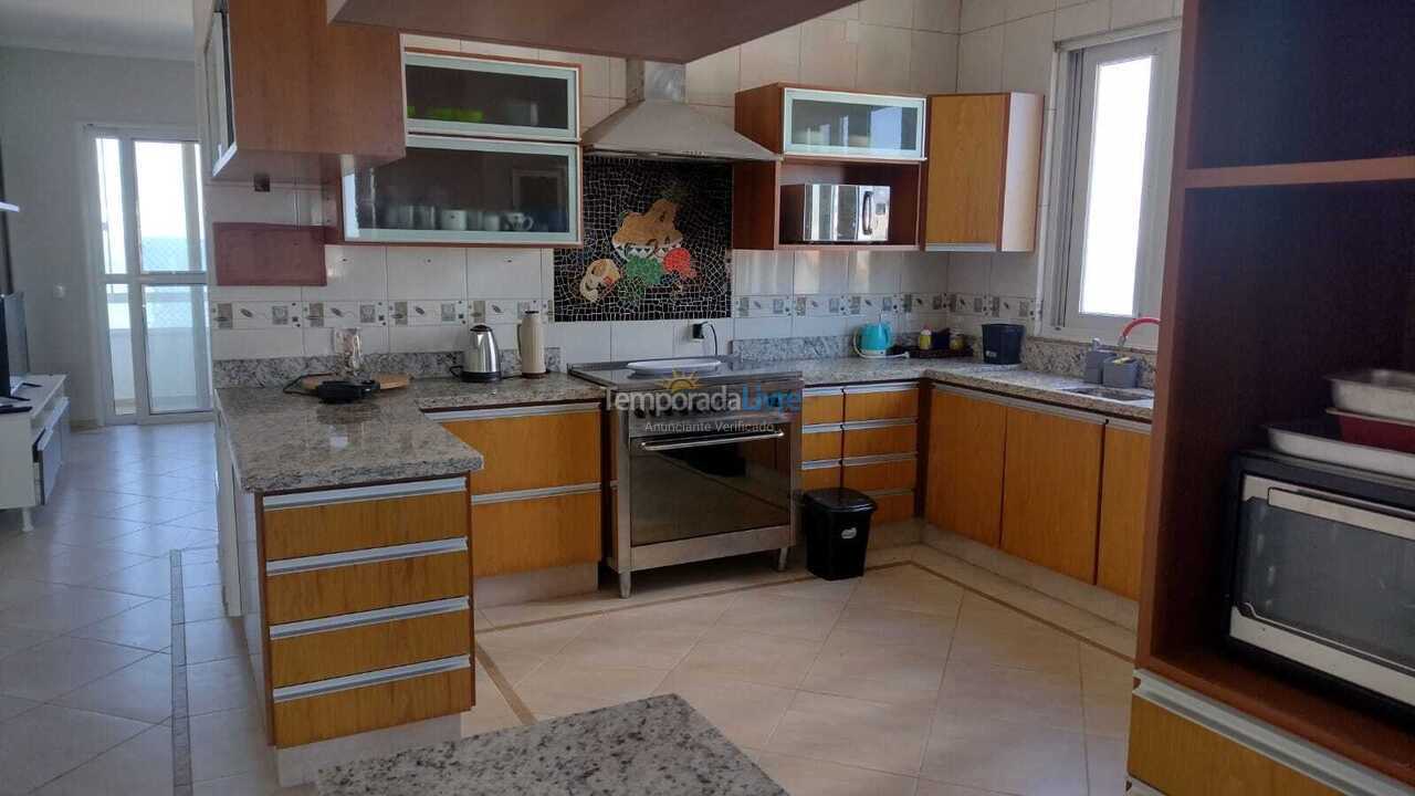 Apartamento para alquiler de vacaciones em Barra Velha (Praia do Tabuleiro)