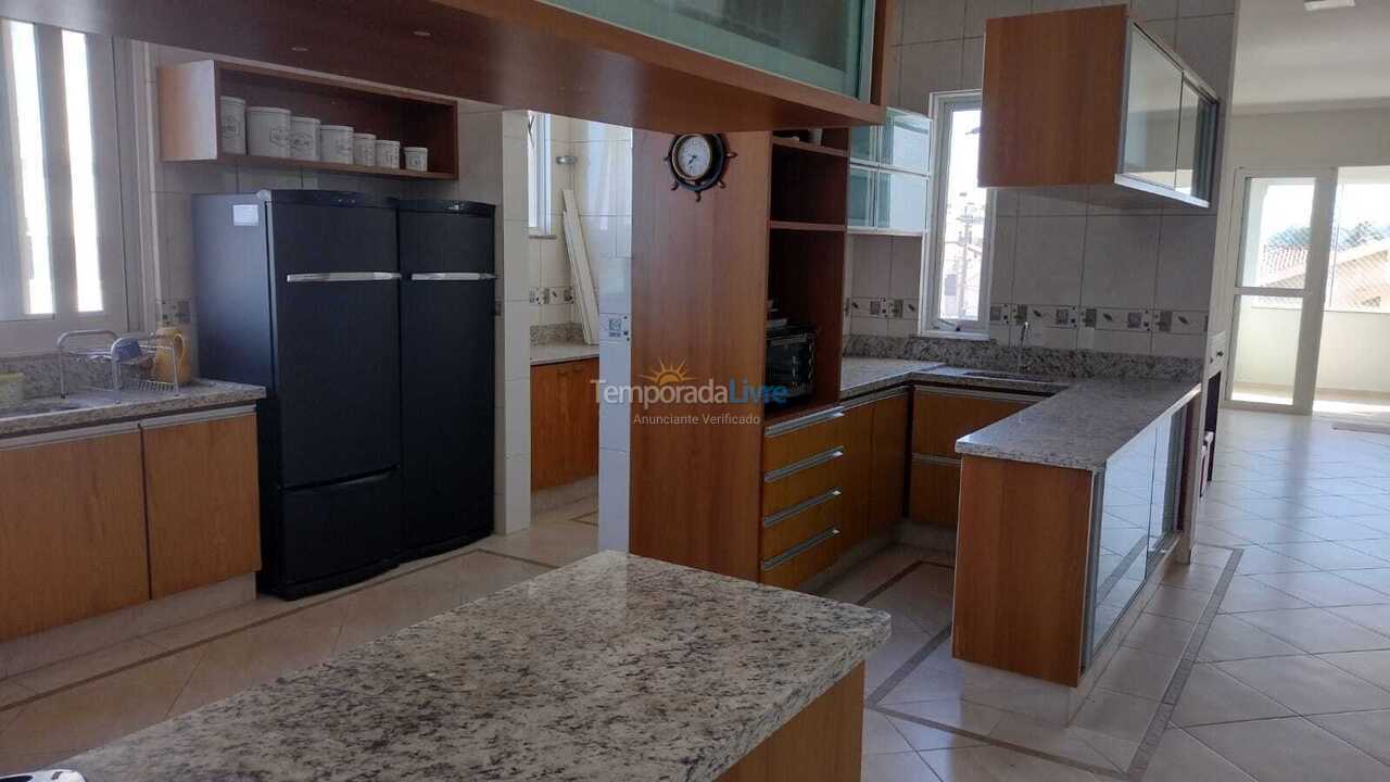 Apartamento para alquiler de vacaciones em Barra Velha (Praia do Tabuleiro)