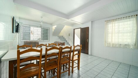Apartamento para alugar em Bombinhas - Praia de Bombas