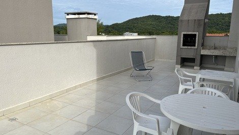 Apartamento con terraza y piscina para 4 personas en Praia de Mariscal