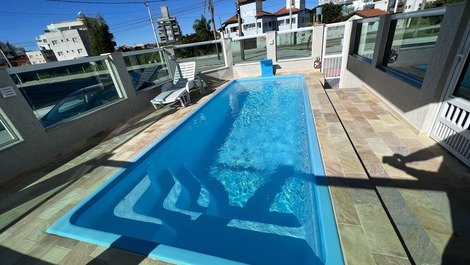 Apartment with terrace and pool for 4 people in Praia de Mariscal