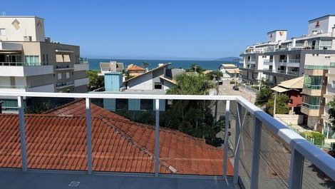 Beautiful Duplex Penthouse in Praia do Mariscal 03 Suites for 08 people
