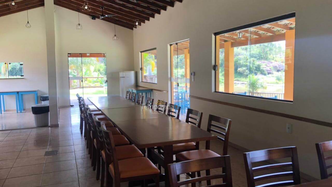 Casa para aluguel de temporada em Ibiúna (Paruru)