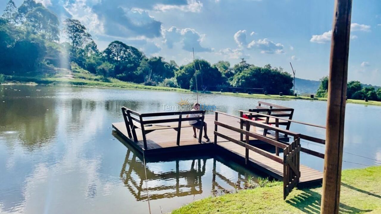 Casa para aluguel de temporada em Ibiúna (Paruru)
