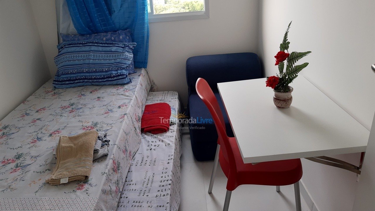 Apartamento para aluguel de temporada em Fortaleza (Maraponga)