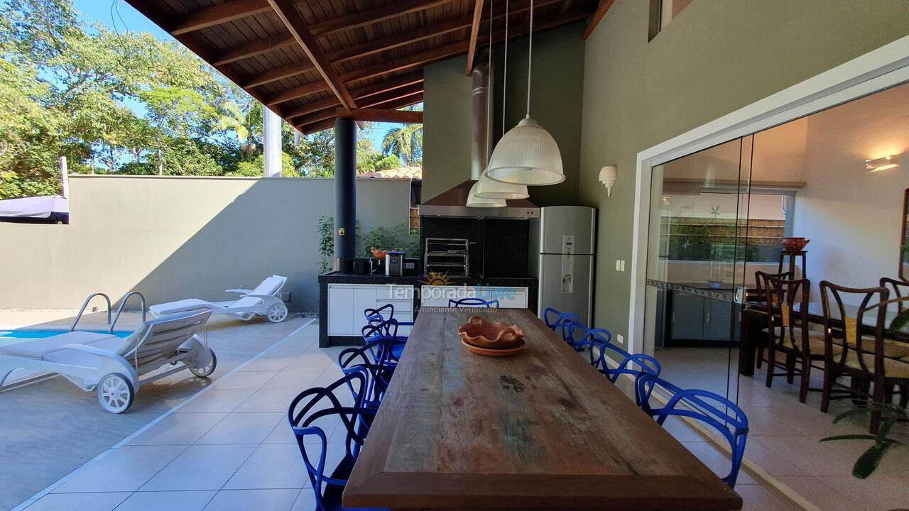 Casa para aluguel de temporada em Ubatuba (Praia do Lázaro)