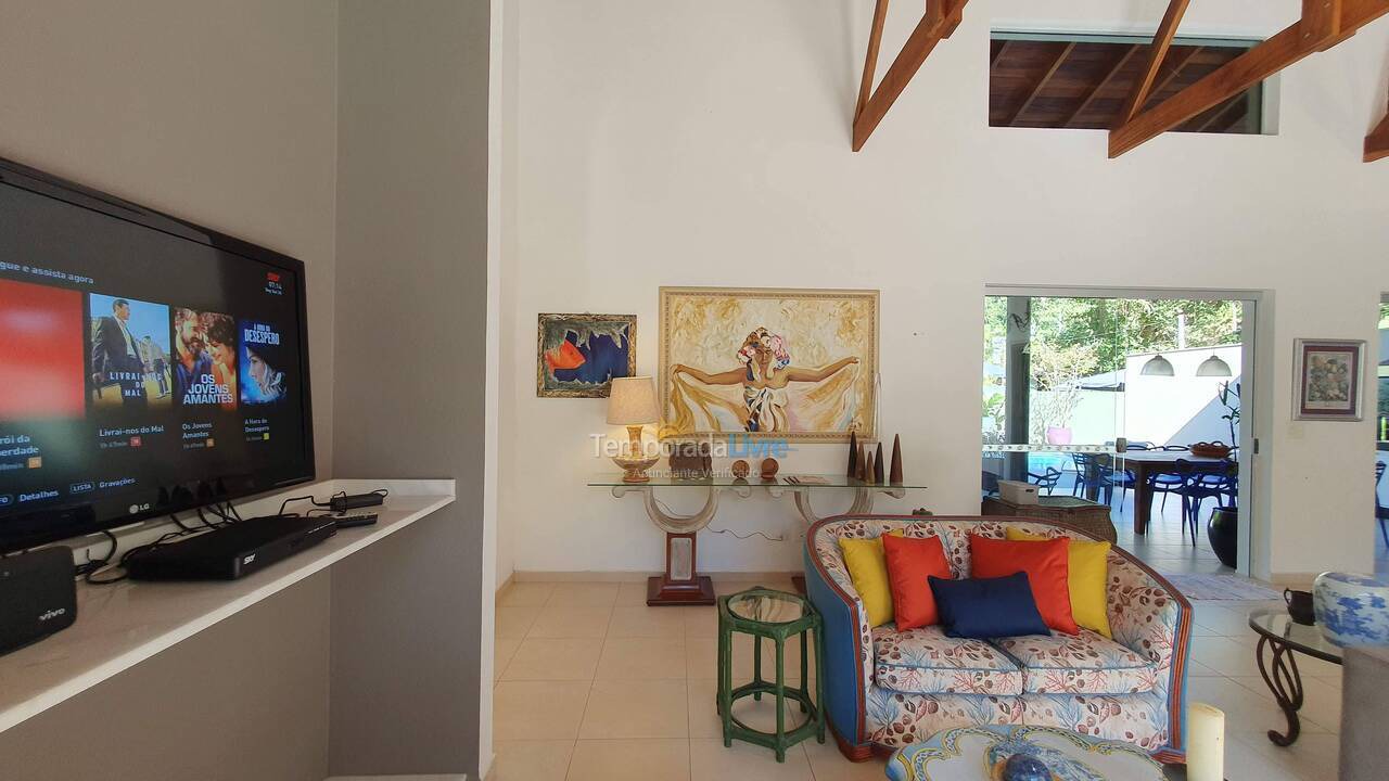 Casa para aluguel de temporada em Ubatuba (Praia do Lázaro)