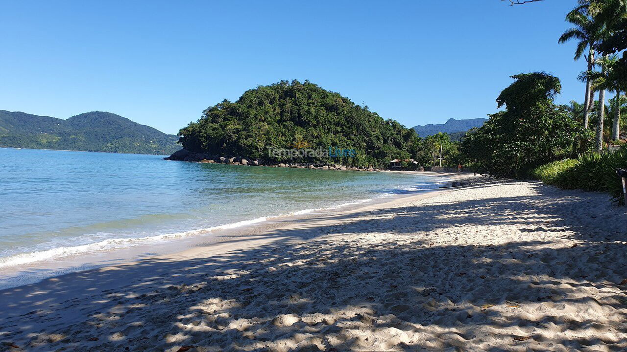 Casa para aluguel de temporada em Ubatuba (Praia do Lázaro)