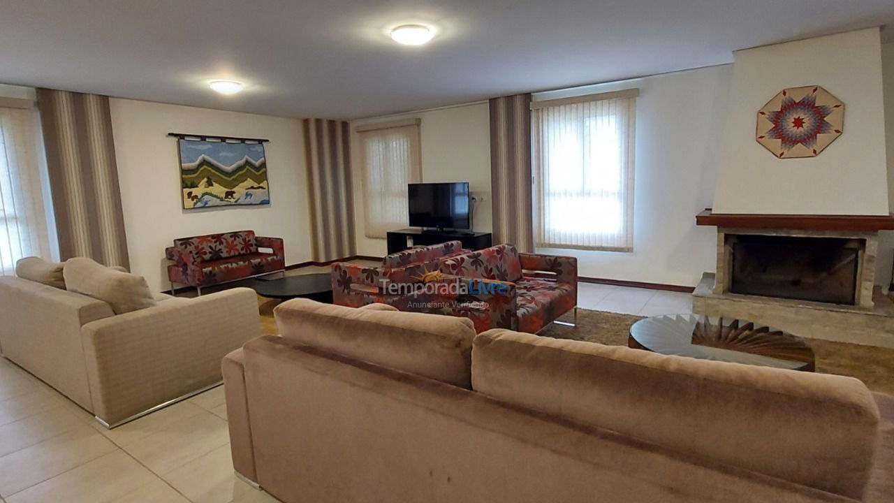 Apartment for vacation rental in Campos do Jordão (Capivari)