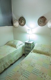 Dormitorio suite térreo camas box 