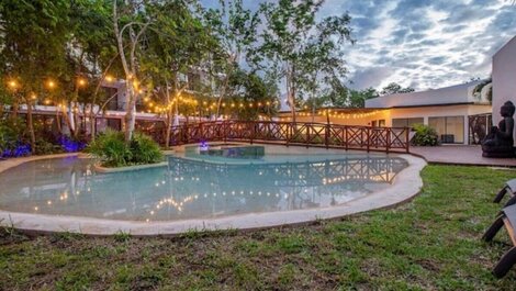 Estúdio c/piscina privada | Ginásio | Áreas verdes relaxantes